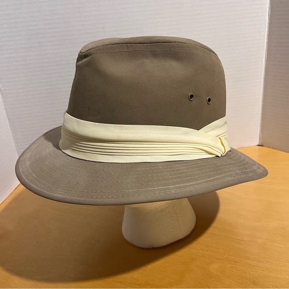 Other - Vintage United Hatters Cap & Millinery Fedora Hat w Pleated Ribbon USA Size L